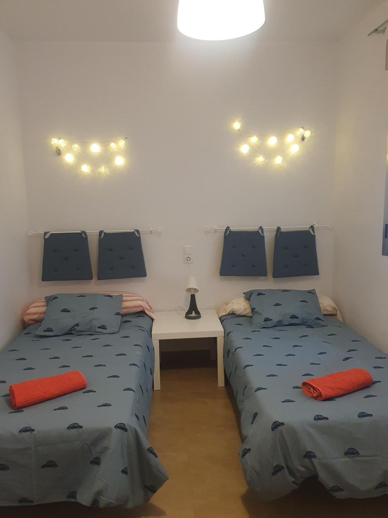 Apartamento Piso Centrico Con Garaje En Hellín Exterior foto